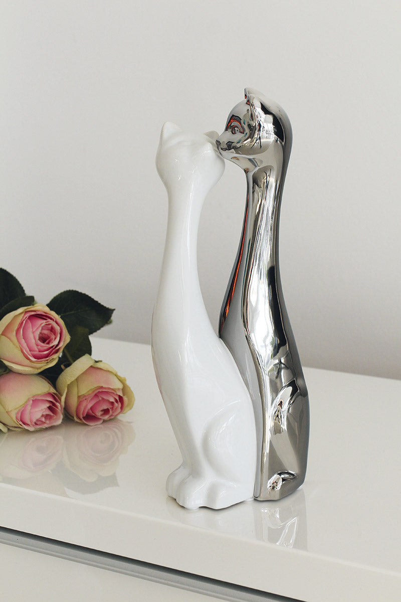 Figure, Cat, "Sweet Cat Kiss"
